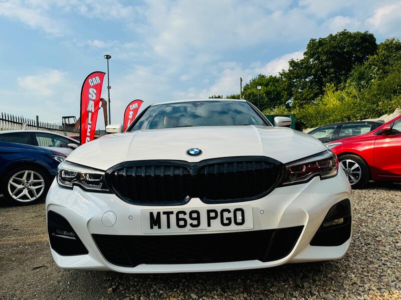 BMW 3 SERIES