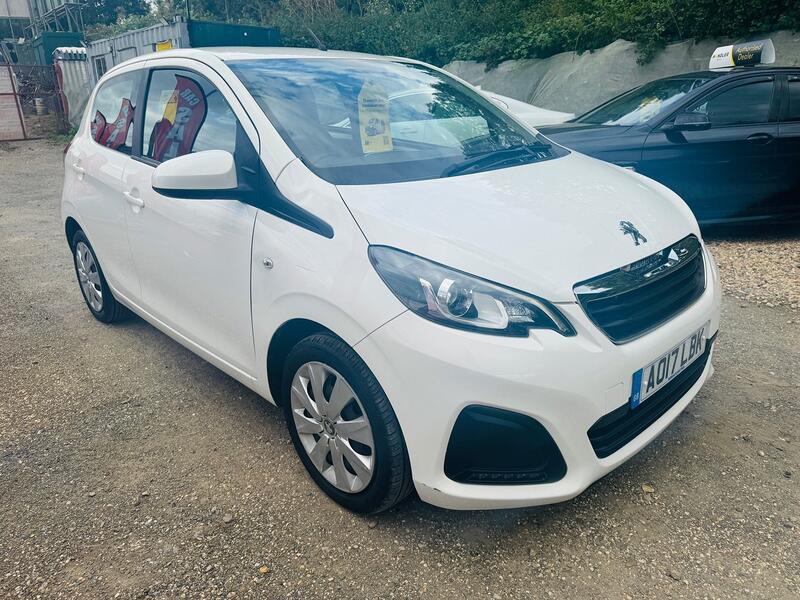 PEUGEOT 108