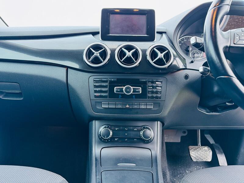 MERCEDES-BENZ B CLASS