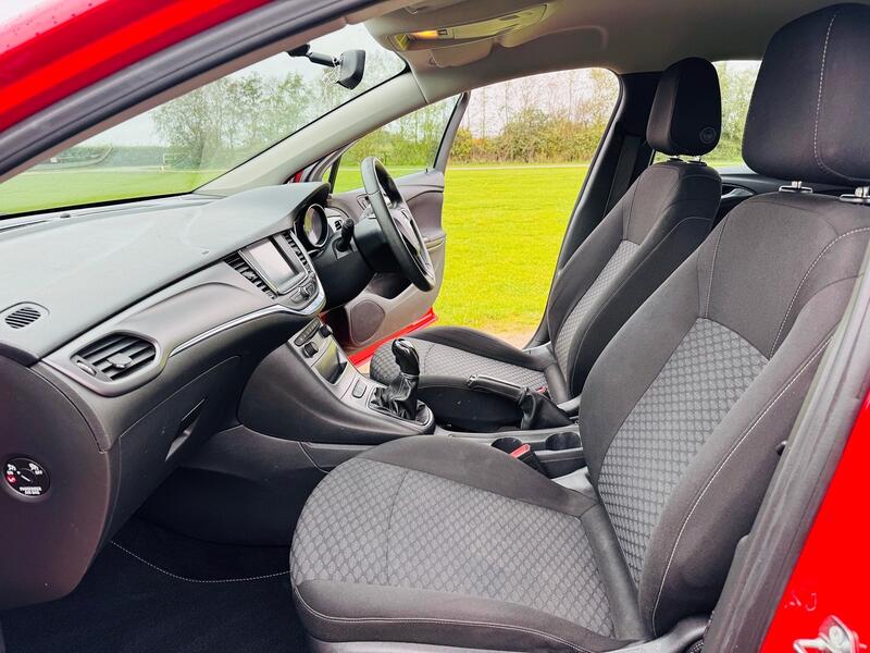 VAUXHALL ASTRA