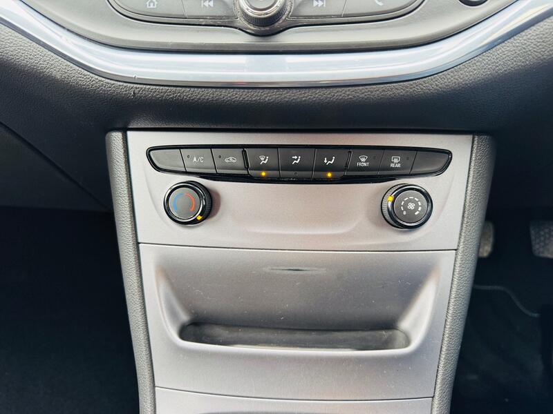 VAUXHALL ASTRA