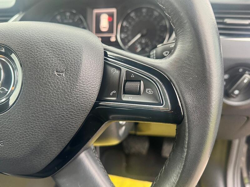 SKODA OCTAVIA