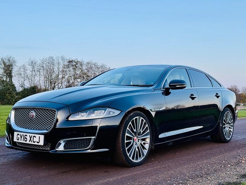 JAGUAR XJ