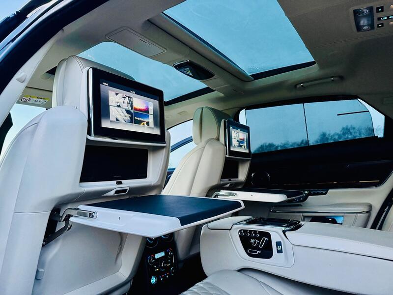 JAGUAR XJ