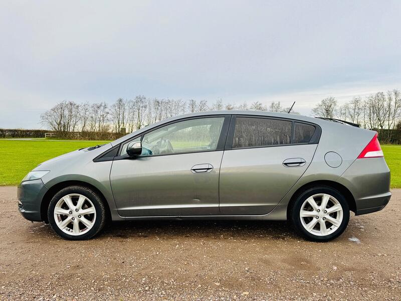 HONDA INSIGHT