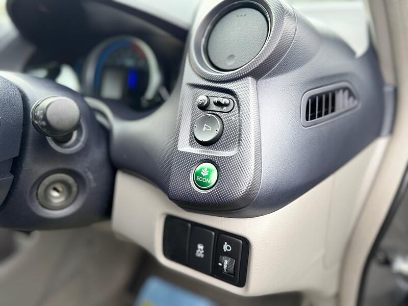 HONDA INSIGHT