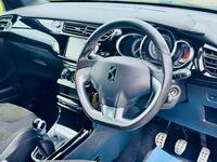 DS AUTOMOBILES DS 3