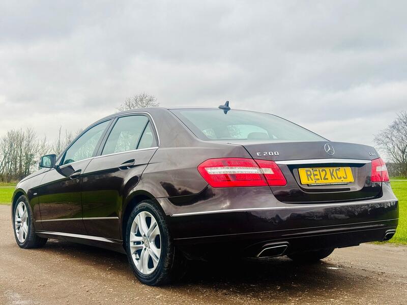 MERCEDES-BENZ E CLASS