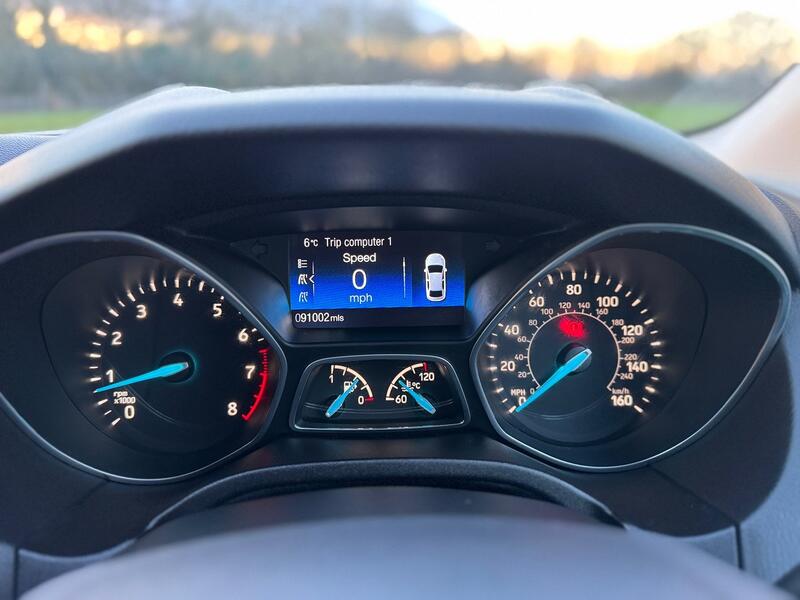 FORD FOCUS