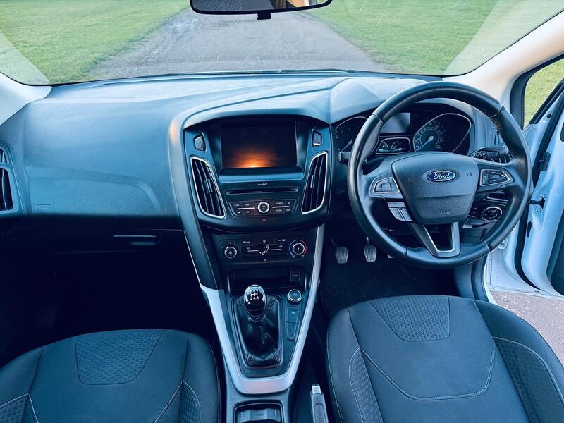 FORD FOCUS