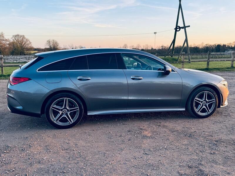 MERCEDES-BENZ CLA