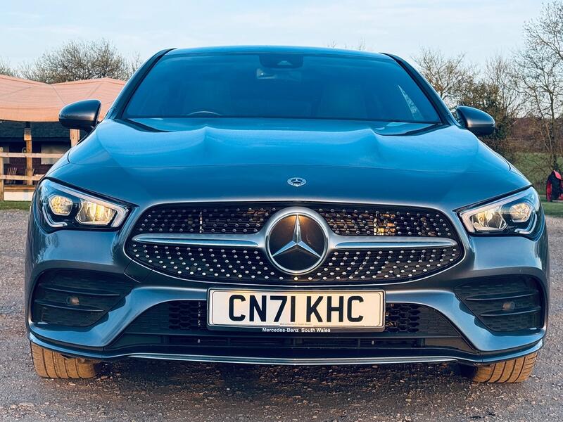 MERCEDES-BENZ CLA