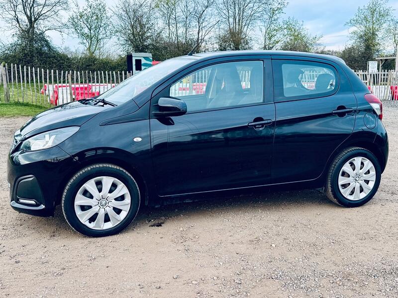 PEUGEOT 108