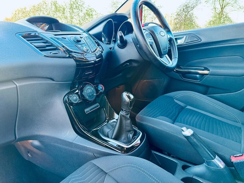 FORD FIESTA