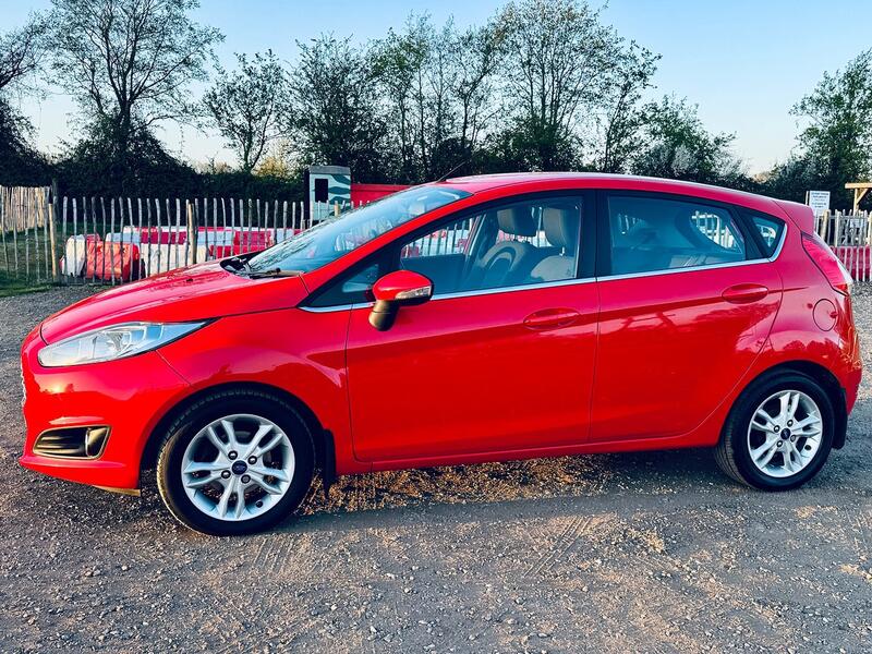 FORD FIESTA