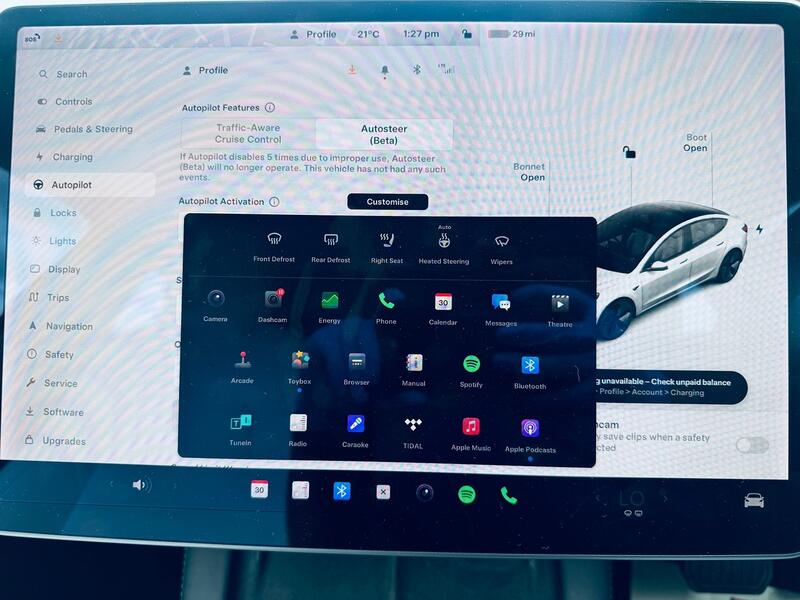 TESLA MODEL 3