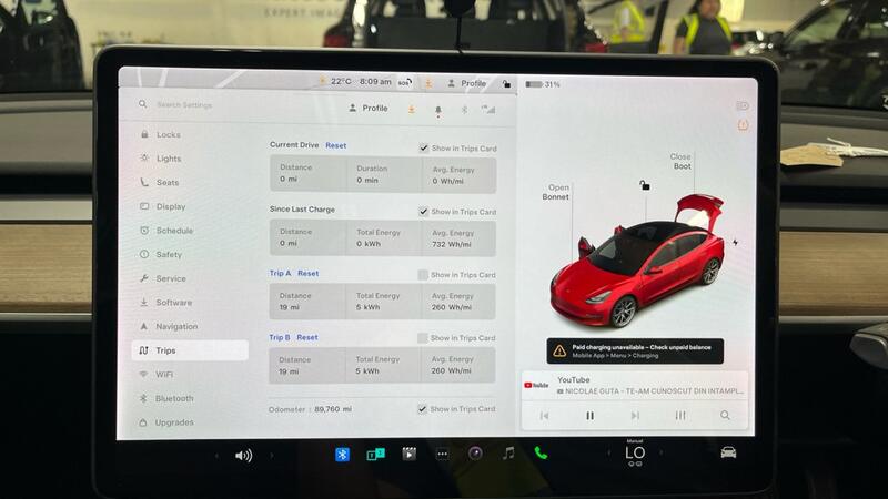 TESLA MODEL 3