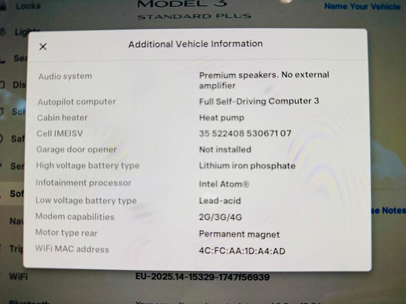 TESLA MODEL 3